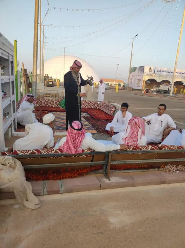 قهوجي وصبابين